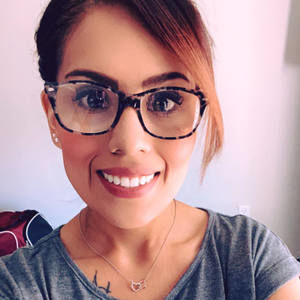 Meet your Posher, Naomi